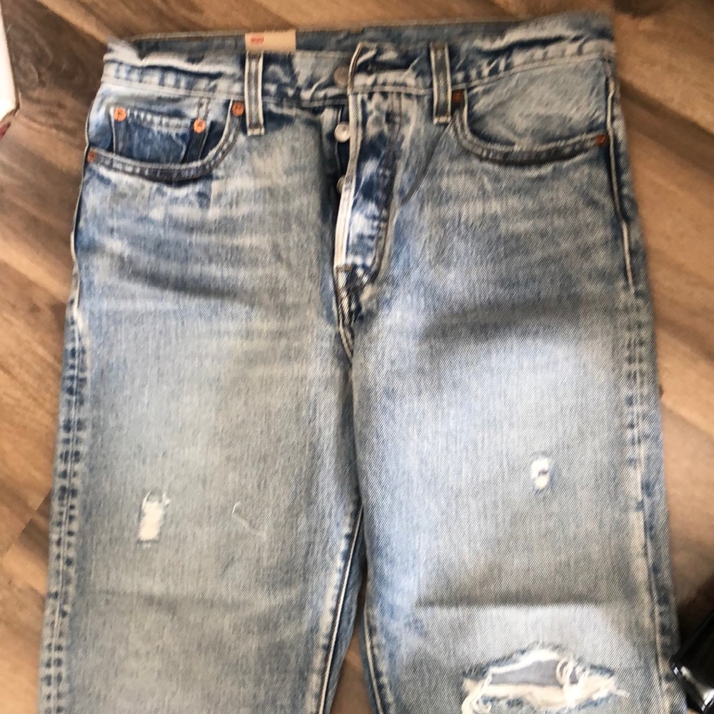 NWT Levi’s wedgie fit straight light wash